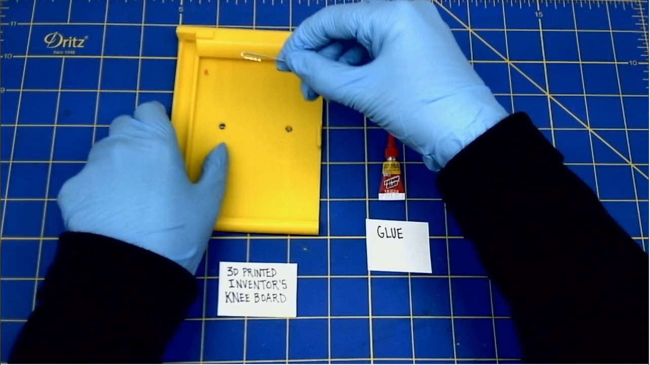 Install the clip to the Knee Board